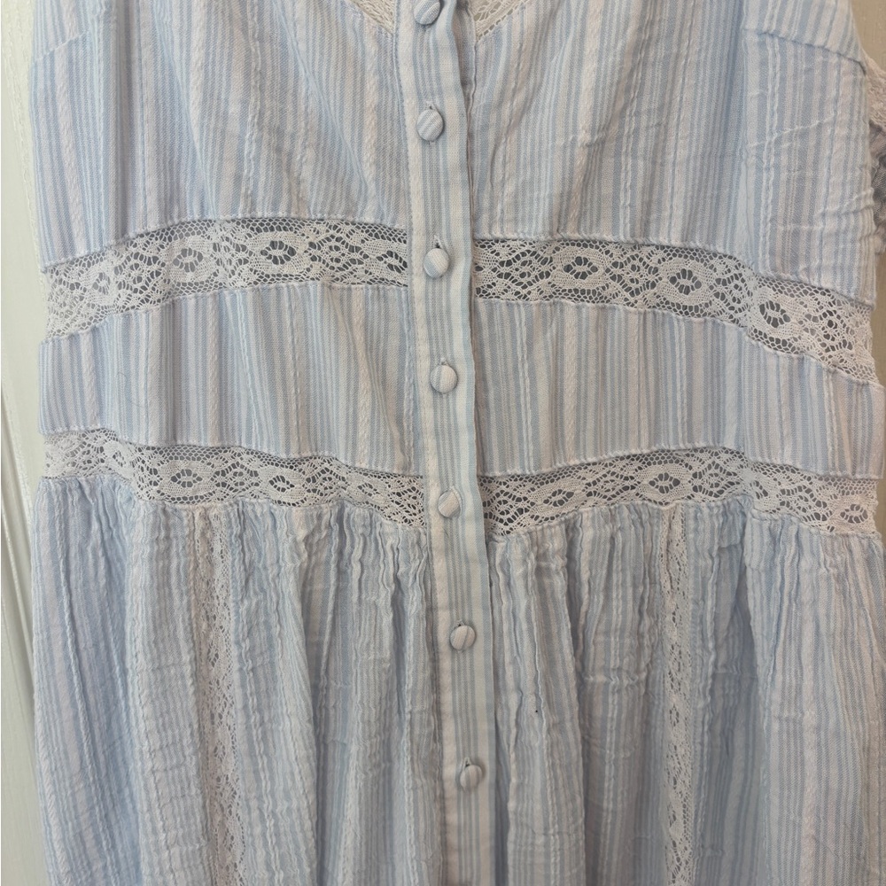 And Now This Elegant Light Blue and White Maxi Dress w Lace Women’s XL Bohemian - Picture 5 of 7